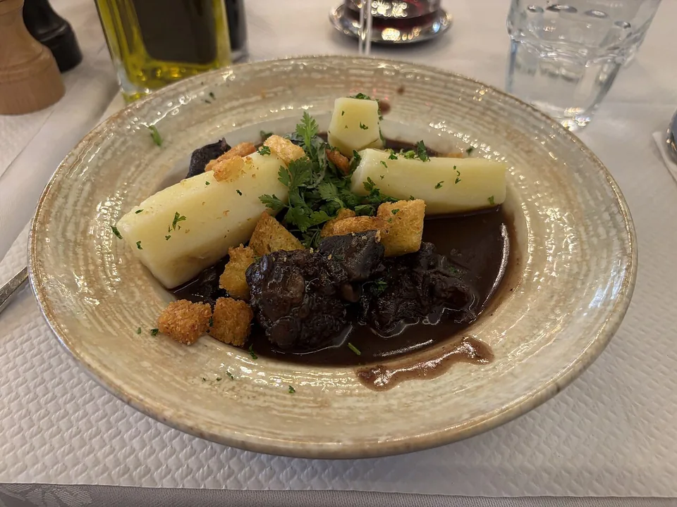 法式勃艮第红酒慢炖牛肉